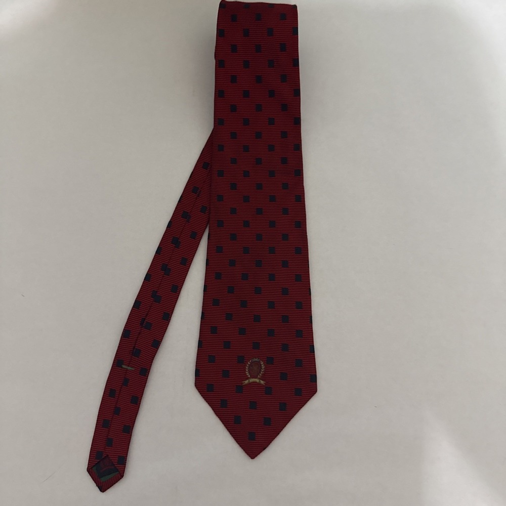 Tommy‎ Hilfiger Vintage Tie Red Gold Navy Stripe Crest Logo Silk Necktie 4x60